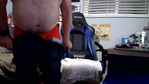 D K online show from October 9, 2025, 1:47 am