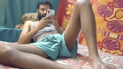 Snapshot of desi_boy799417 chatting on May 3, 2026, 9:48 am desi_boy799417 online show from May 3, 2026, 9:48 am