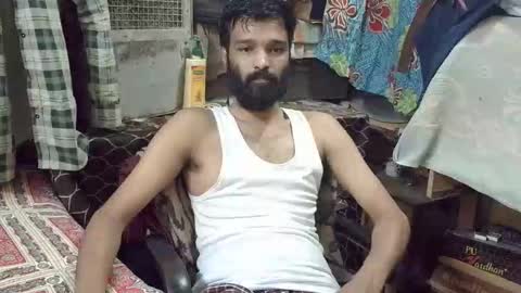 Snapshot of desi_boy799417 chatting on May 5, 2026, 7:27 am desi_boy799417 online show from May 5, 2026, 7:27 am