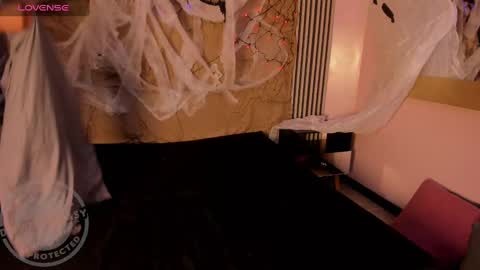 desire_ecstasy online show from October 28, 2025, 1:03 pm