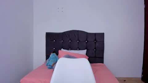 Snapshot of desire_gh chatting on November 8, 2025, 9:13 pm Desire gh online show from November 8, 2025, 9:13 pm