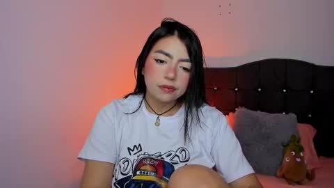 Snapshot of desire_gh chatting on November 18, 2025, 12:27 am Desire gh online show from November 18, 2025, 12:27 am