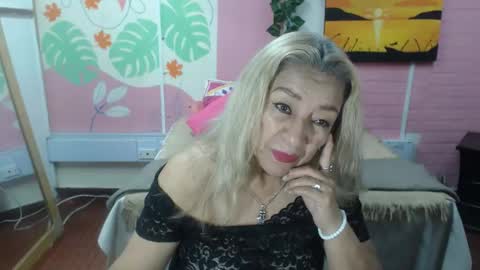 VALERIA online show from May 25, 2026, 3:29 pm