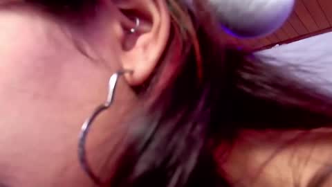 TORI AND MR. BEAR online show from December 24, 2024, 7:55 pm