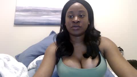 Snapshot of desireeafterdark chatting on January 17, 2025, 10:56 pm desireeafterdark online show from January 17, 2025, 10:56 pm