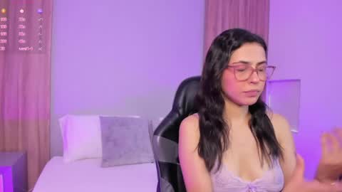 Snapshot of desireee_ chatting on May 2, 2026, 7:30 pm desire online show from May 2, 2026, 7:30 pm
