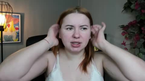 LAYLA online show from April 1, 2026, 6:25 am