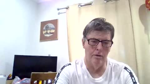 Desmon1958 online show from February 2, 2026, 8:51 pm