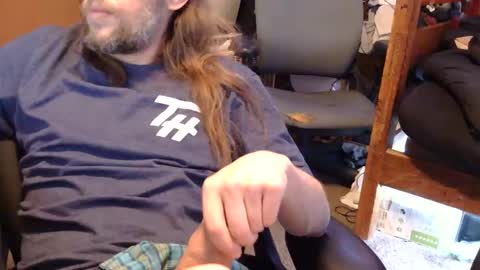 Snapshot of desolation2012 chatting on November 12, 2025, 8:37 am desolation2012 online show from November 12, 2025, 8:37 am