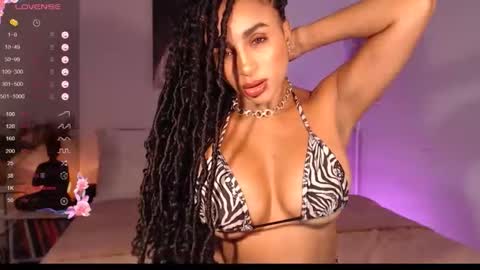 Destinne Mill online show from March 27, 2026, 11:43 am