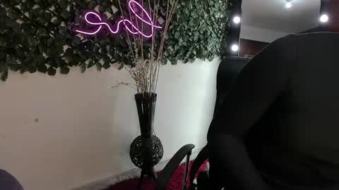 Destiny online show from October 1, 2025, 12:33 pm