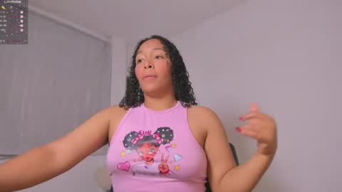 Snapshot of desty_y chatting on June 19, 2026, 2:38 am desty_y online show from June 19, 2026, 2:38 am