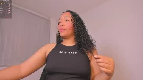 Snapshot of desty_y chatting on July 19, 2026, 9:24 am desty_y online show from July 19, 2026, 9:24 am