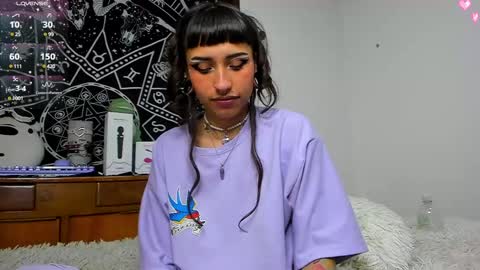 Snapshot of devadoll chatting on January 12, 2025, 4:52 am Gi HELP ME REACH 50 THUMPS UP 3 online show from January 12, 2025, 4:52 am