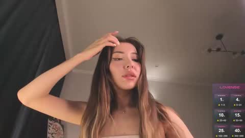 Deva online show from November 11, 2025, 12:16 pm