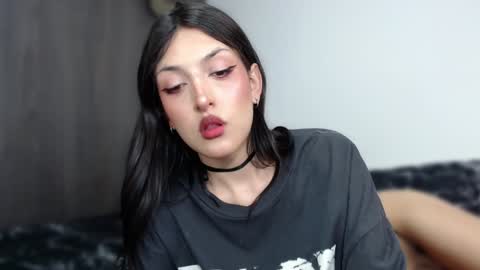 Snapshot of devil_blood chatting on January 4, 2025, 6:51 pm Angel Boo and Adrian online show from January 4, 2025, 6:51 pm