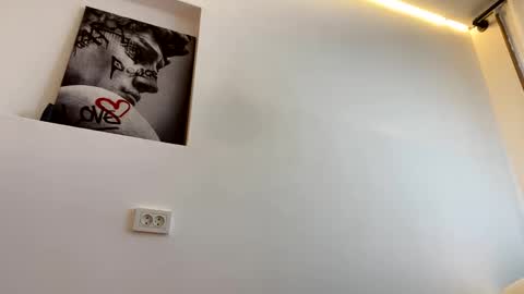 Emily online show from October 3, 2025, 6:54 am