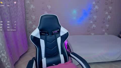 devil_mixie online show from March 25, 2026, 10:21 am