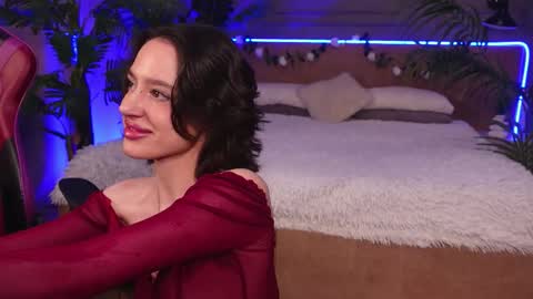 devilinee online show from January 7, 2026, 6:38 am