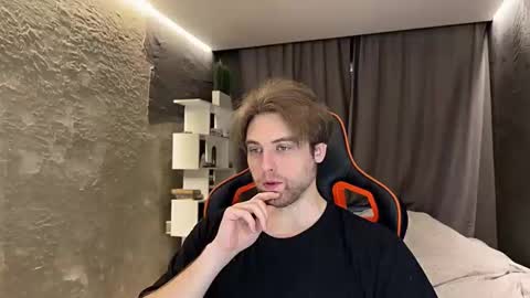 Snapshot of devilnut1 chatting on March 19, 2026, 6:39 am devilnut1 online show from March 19, 2026, 6:39 am