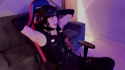 Alex online show from October 27, 2025, 3:54 am