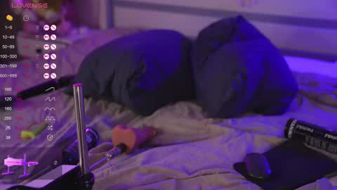  CIBELLE  online show from February 17, 2025, 6:04 pm