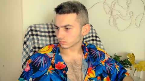 devin_ho online show from February 17, 2025, 8:47 pm