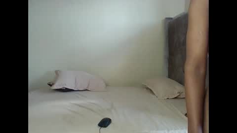 Snapshot of devinegrace7 chatting on September 11, 2025, 12:27 pm devinegrace7 online show from September 11, 2025, 12:27 pm
