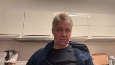 Devon online show from October 20, 2025, 11:27 pm