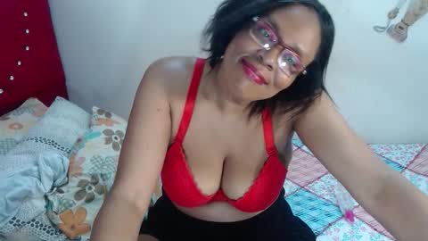 Snapshot of devorasexy2 chatting on November 11, 2025, 9:48 pm Devora.. online show from November 11, 2025, 9:48 pm