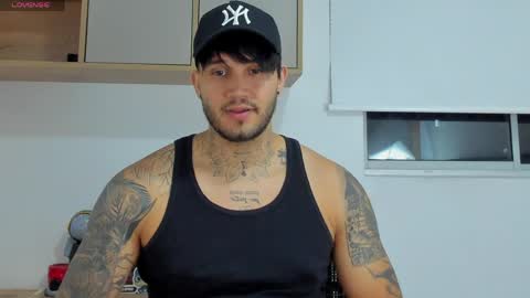 JULIAN online show from April 10, 2026, 12:27 am