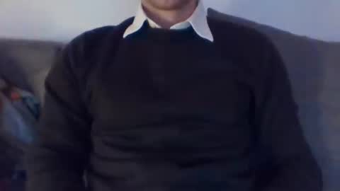 dezz899 online show from October 22, 2025, 6:40 pm