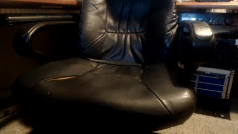 Snapshot of dfwgonewrong chatting on July 23, 2026, 10:24 am dfwgonewrong online show from July 23, 2026, 10:24 am