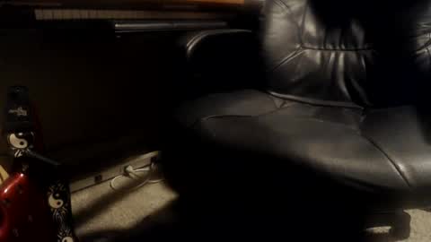 Snapshot of dfwgonewrong chatting on August 5, 2026, 3:31 am dfwgonewrong online show from August 5, 2026, 3:31 am