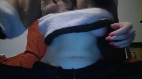 Snapshot of dghyfhjug chatting on December 20, 2024, 1:03 am Sammie online show from December 20, 2024, 1:03 am