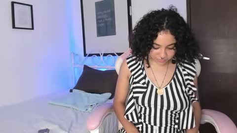 Snapshot of dhalila_ chatting on February 11, 2025, 2:25 am d h a l i l a online show from February 11, 2025, 2:25 am