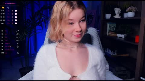 Snapshot of di_huny chatting on December 21, 2024, 9:47 pm Arina online show from December 21, 2024, 9:47 pm