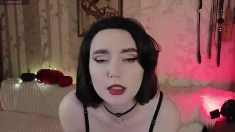 Diana Di Honey online show from November 8, 2025, 3:12 pm