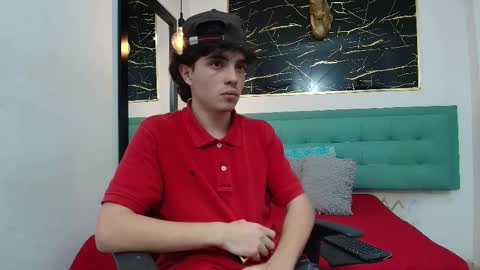 Snapshot of dia_fax18 chatting on October 15, 2025, 8:20 pm online show from October 15, 2025, 8:20 pm