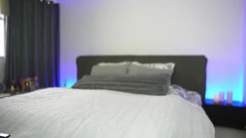 Diego online show from November 20, 2025, 9:36 pm