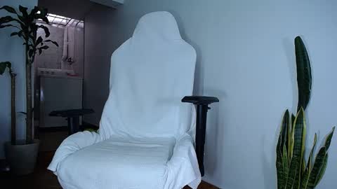 Snapshot of diamond_black00 chatting on February 20, 2025, 9:42 pm MaSSimo online show from February 20, 2025, 9:42 pm