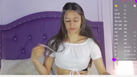 Camila and Megan online show from March 19, 2026, 11:03 am