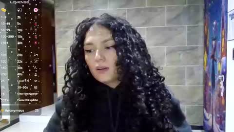 DiamondCurls online show from July 27, 2026, 3:52 pm