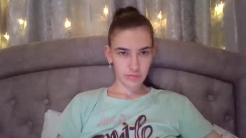 Snapshot of diamond_dana chatting on January 11, 2025, 3:55 am Diamond Dana online show from January 11, 2025, 3:55 am