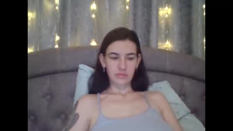 Snapshot of diamond_dana chatting on January 14, 2025, 9:41 pm Diamond Dana online show from January 14, 2025, 9:41 pm