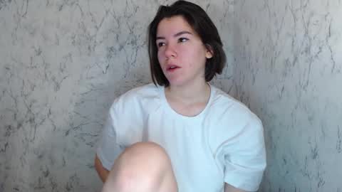 diamond is online show from December 22, 2025, 7:16 am