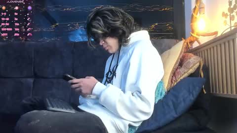 diamond_twink online show from November 20, 2025, 4:34 am