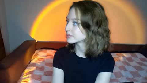 Snapshot of diamondcorza chatting on October 2, 2025, 1:29 pm Mila online show from October 2, 2025, 1:29 pm