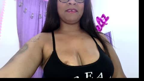 Snapshot of diamondd_gold chatting on July 6, 2026, 1:19 pm diamondd_gold online show from July 6, 2026, 1:19 pm