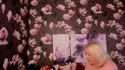 Di online show from April 6, 2026, 11:00 am